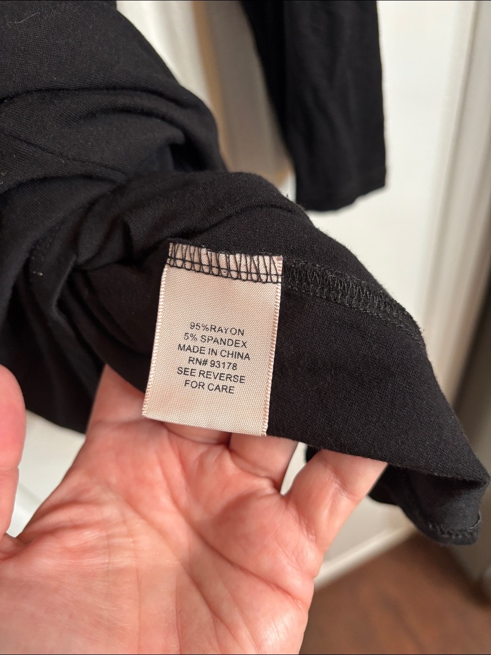 Philosophy Black V-Neck 3/4 Sleeve Top - Picture 3 of 7